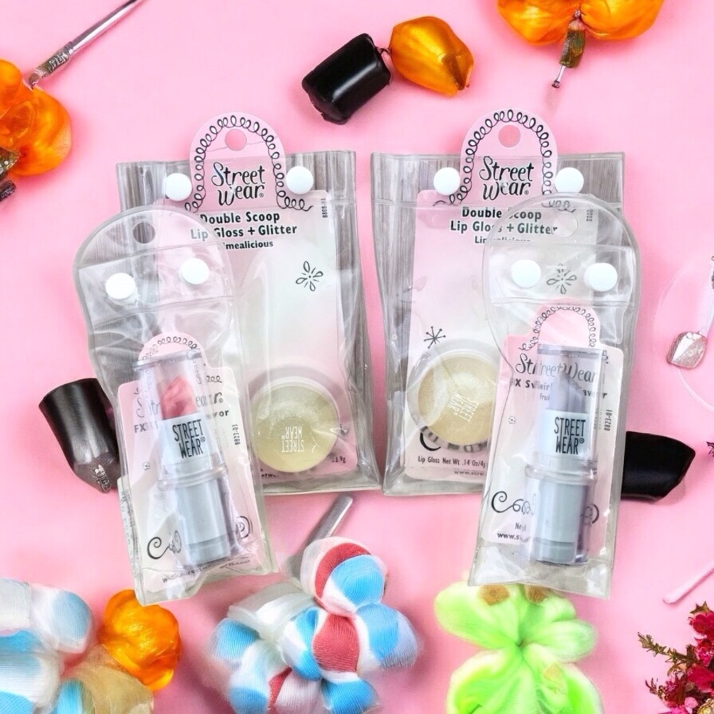 🆕4pcs Revlon Streetwear Makeup Bundle